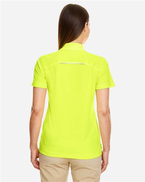Safety Yellow-model Image