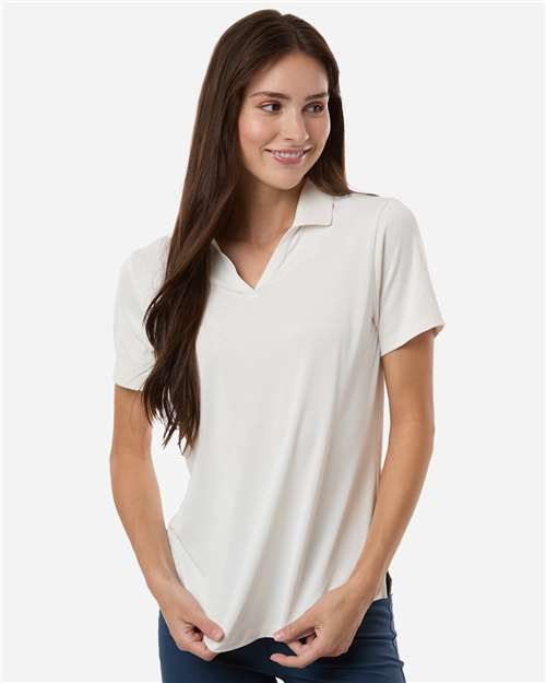 Warm White Heather-model Image