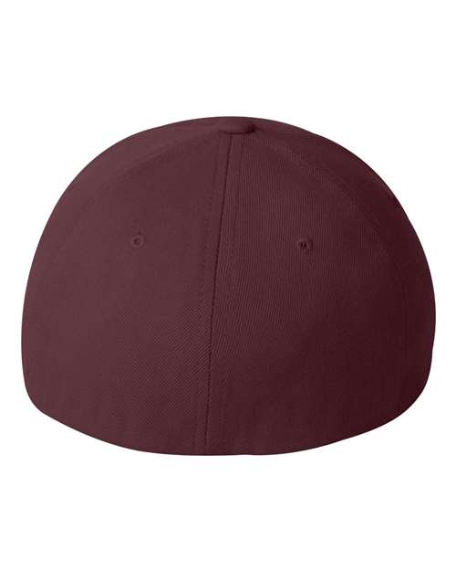 Maroon-model Image