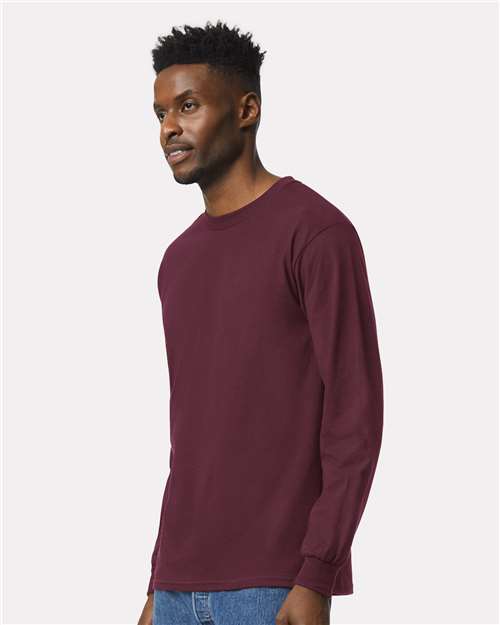 Maroon-model Image