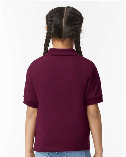 Maroon-model Image