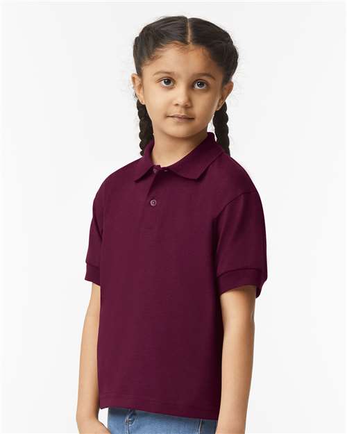 Maroon-model Image