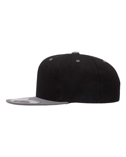 Black/ Grey-model Image