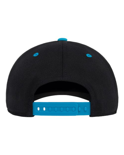 Black/ Teal-model Image