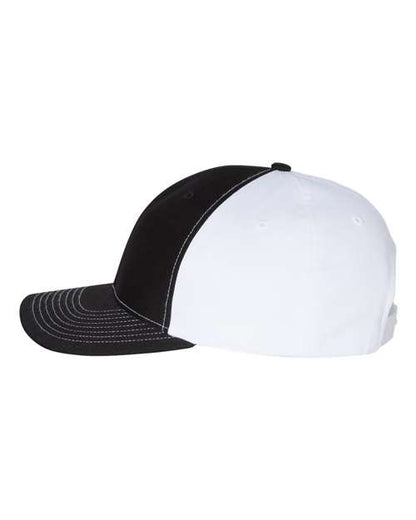 Black/ White-model Image
