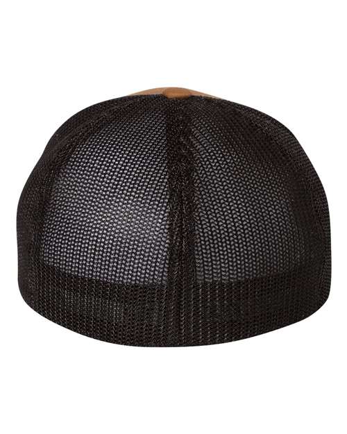 Caramel/ Black-model Image